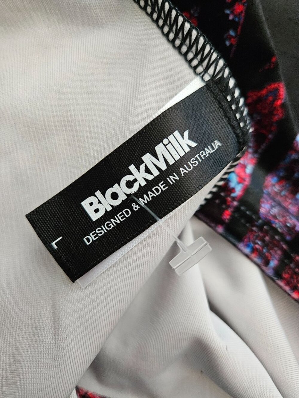 Blackmilk Basilica velvet mini - Picture 7 of 8